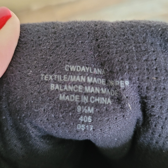 Guess high top wedge snickers - Picture 5 of 7